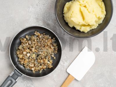 Vegetariški virtinukai su grybais ir bulvėmis Žingsnis 2