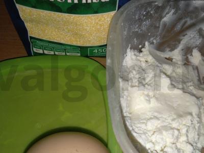 Beigluteniai varškėčiai patiems mažiausiems Žingsnis 1