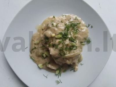 Švelni veršienos frikase pagrindine nuotrauka