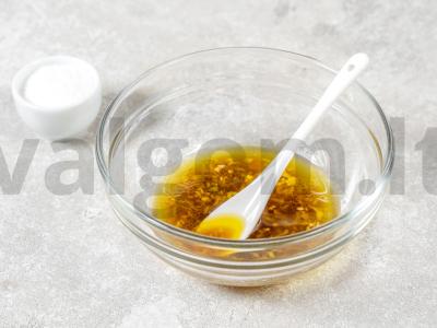 Salotos su saldžiu ir aštriu pipiru Žingsnis 2