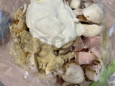 Bulvės su vištiena ir grybais Žingsnis 4