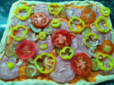 Pica su kumpiu ir pomidorų padažu Žingsnis 7