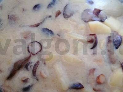 Sviestinių grybų sriuba Žingsnis 4