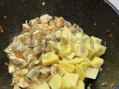 Sūrio sriuba katile Žingsnis 4