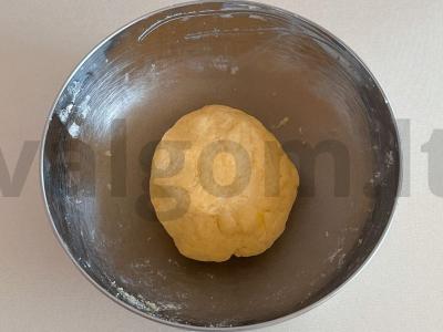 Varškės pyragas su minkšta varške ir spanguolėmis Žingsnis 2