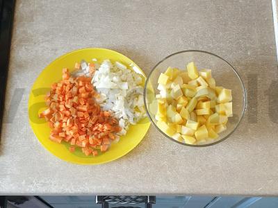 Grikių sriuba su grybais ir vištiena Žingsnis 2