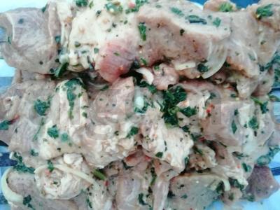 Kvapnus kiaulienos šašlykas Žingsnis 4