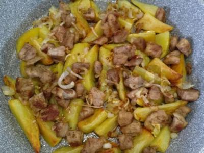 Odzakhuri su kiauliena ir bulvėmis Žingsnis 4