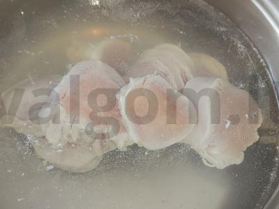 Vištienos sriuba su namine makaronais Žingsnis 1