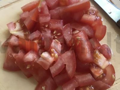 Farfalle makaronai su pomidorais Žingsnis 3