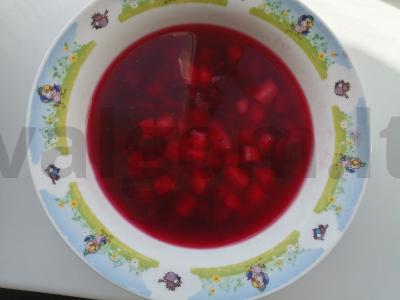 Burokėlių sriuba be kopūstų pagrindine nuotrauka