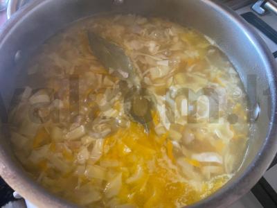 Daržovių sriuba su kiaulienos šonkauliais Žingsnis 10