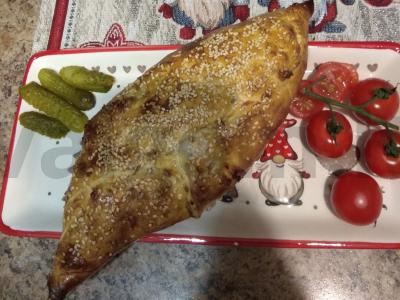 Samsa su vištiena ant iešmo pagrindine nuotrauka