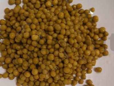 Olivje salotas su dešra ir morkomis Žingsnis 1