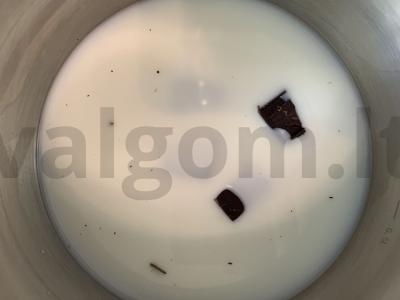 Šokoladinis pieno kokteilis su avokadu ir avižiniais dribsniais Žingsnis 1