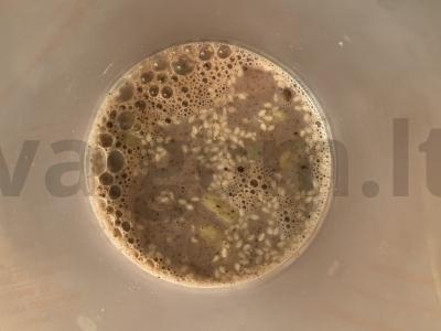 Šokoladinis pieno kokteilis su avokadu ir avižiniais dribsniais Žingsnis 5