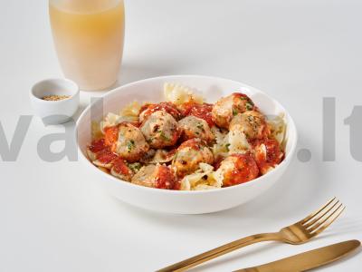 Kalakutienos kukuliai su rikota pagrindine nuotrauka