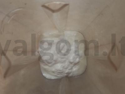 Kefyras su imbieru, cinamonu ir ciberžole Žingsnis 1