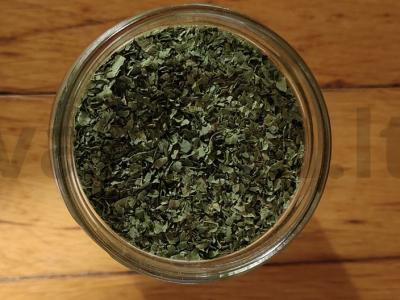 Prieskonis „Džiovinti krienų lapai“ Žingsnis 4