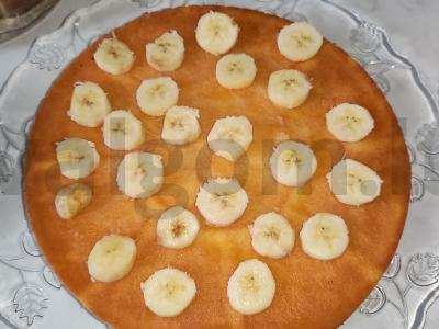 Greitas biskvitinis tortas su bananais Žingsnis 4