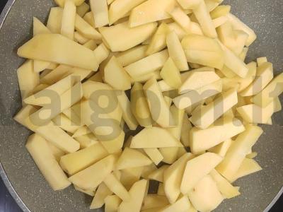 Kaimiški kepti bulvės su krapais Žingsnis 4