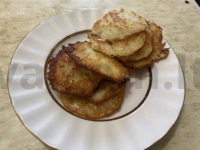 Bulvių blynai pagal močiutės slaptą receptą pagrindine nuotrauka