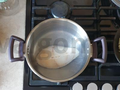 Žuvies sriuba iš dantytos žuvies su daržovėmis Žingsnis 1