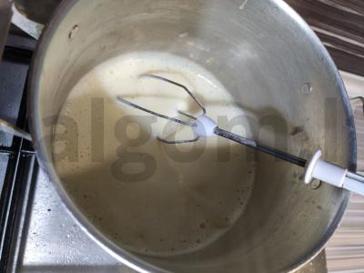 Trifliai su kremu, braškėmis ir šokoladu Žingsnis 3