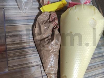 Trifliai su kremu, braškėmis ir šokoladu Žingsnis 5