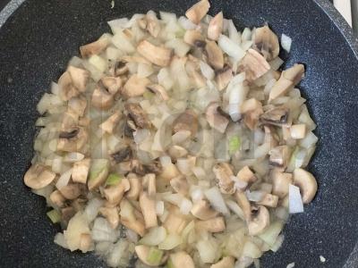 Pievagrybių sriuba Žingsnis 2