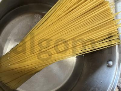 Makaronai su bolonės padažu ir salierais Žingsnis 1