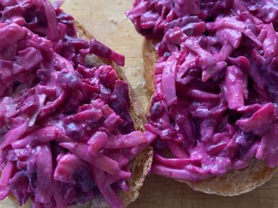 Vasaros brusketė su virtomis burokėliais Žingsnis 5