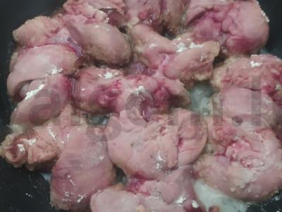 Kepta vištienos kepenėlė Žingsnis 4