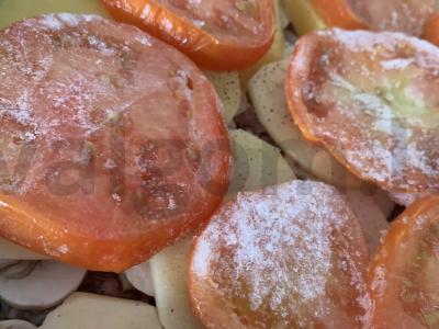 Mėsos apkepas su bulvėmis, pievagrybiais ir sūriu Žingsnis 6