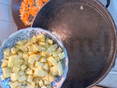 Lašišų žuvienė su bulvėmis Žingsnis 4