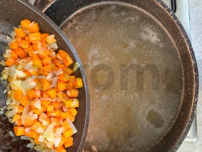 Lašišų žuvienė su bulvėmis Žingsnis 5