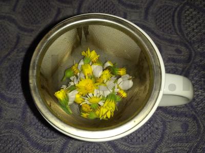 Arbata su medetkomis ir ramunėlėmis Žingsnis 1