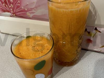 Sultys iš sultingų mandarinų namuose pagrindine nuotrauka