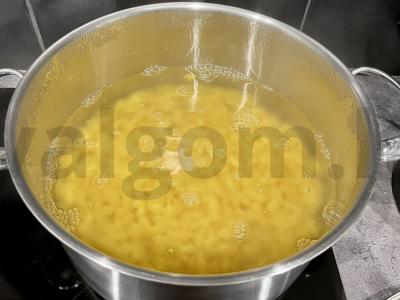 Makaronai su kalakutienos faršu Žingsnis 2