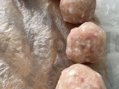 Sriuba su meatballs ir ryžiais pietums Žingsnis 2