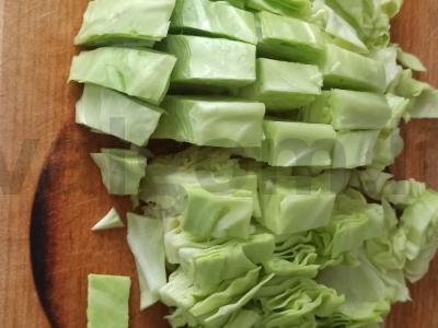 Kopūstų sriuba lėtoje viryklėje Žingsnis 4