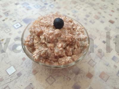 Varškės desertas „Sūrio fejerija“ pagrindine nuotrauka