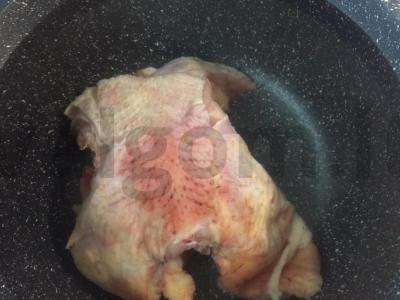 Sūrio žaliasis šaltibarščiai su rūgštynėmis Žingsnis 1