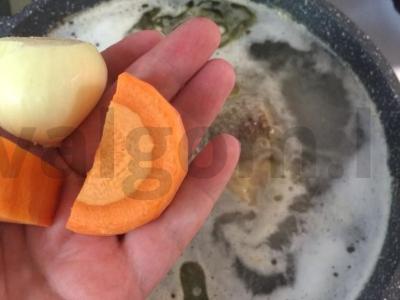 Sūrio žaliasis šaltibarščiai su rūgštynėmis Žingsnis 2