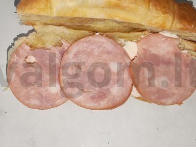 Kruasanas su kumpiu ir varškės sūriu Žingsnis 3