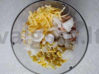 Švelnus tuno paštetas iš konservų Žingsnis 1