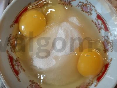 Mano pyragas su rūgščiu pienu arba kefyru Žingsnis 2