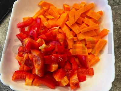 Makaronai su mėsa ir daržovėmis Žingsnis 1