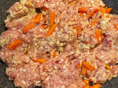 Makaronai su mėsa ir daržovėmis Žingsnis 3