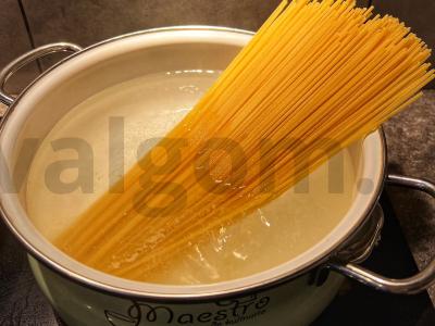 Makaronai su mėsa ir daržovėmis Žingsnis 6